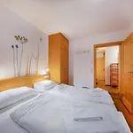 Residenz Sonnenfeld 2 Neukirchen am Großvenediger