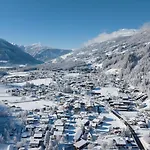 Residenz Sonnenfeld 2 Neukirchen am Großvenediger